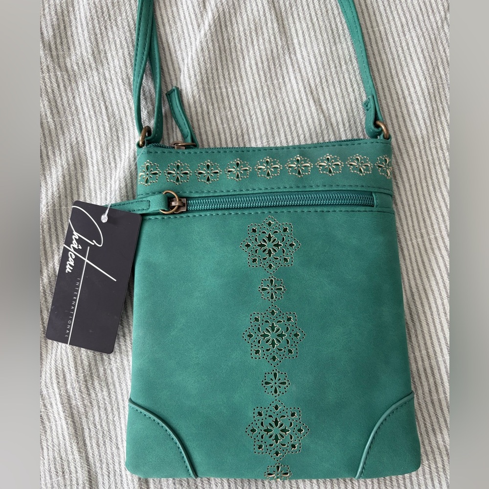 ☀️ Chateau Crossbody Bag